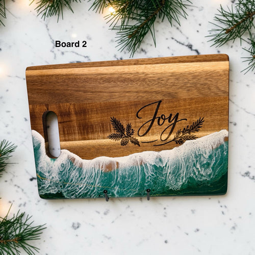 Christmas 9" x 13" Charcuterie Board + Spreader